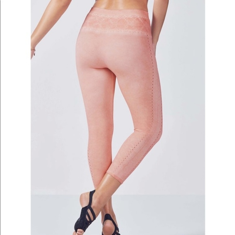 Fabletics Adela High Waisted 7/8 Capri